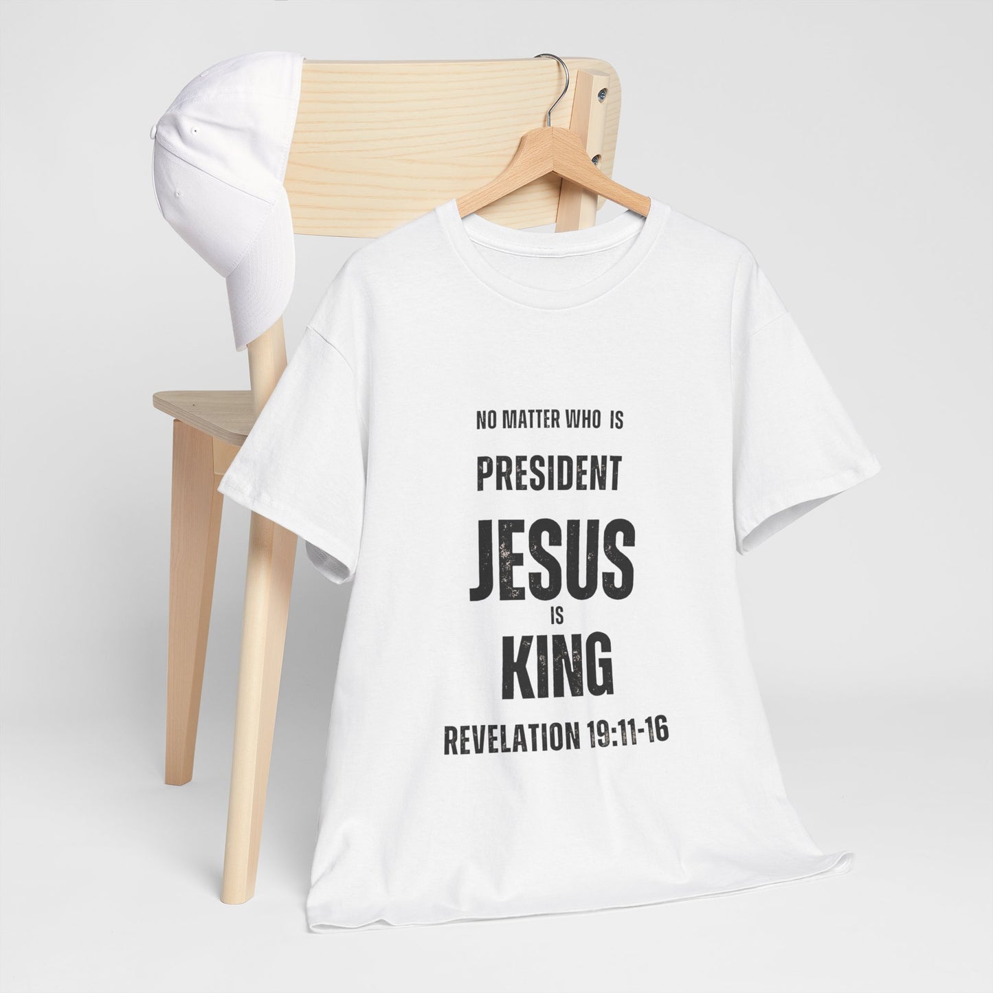 "Jesus is King" T-Shirt (Black)