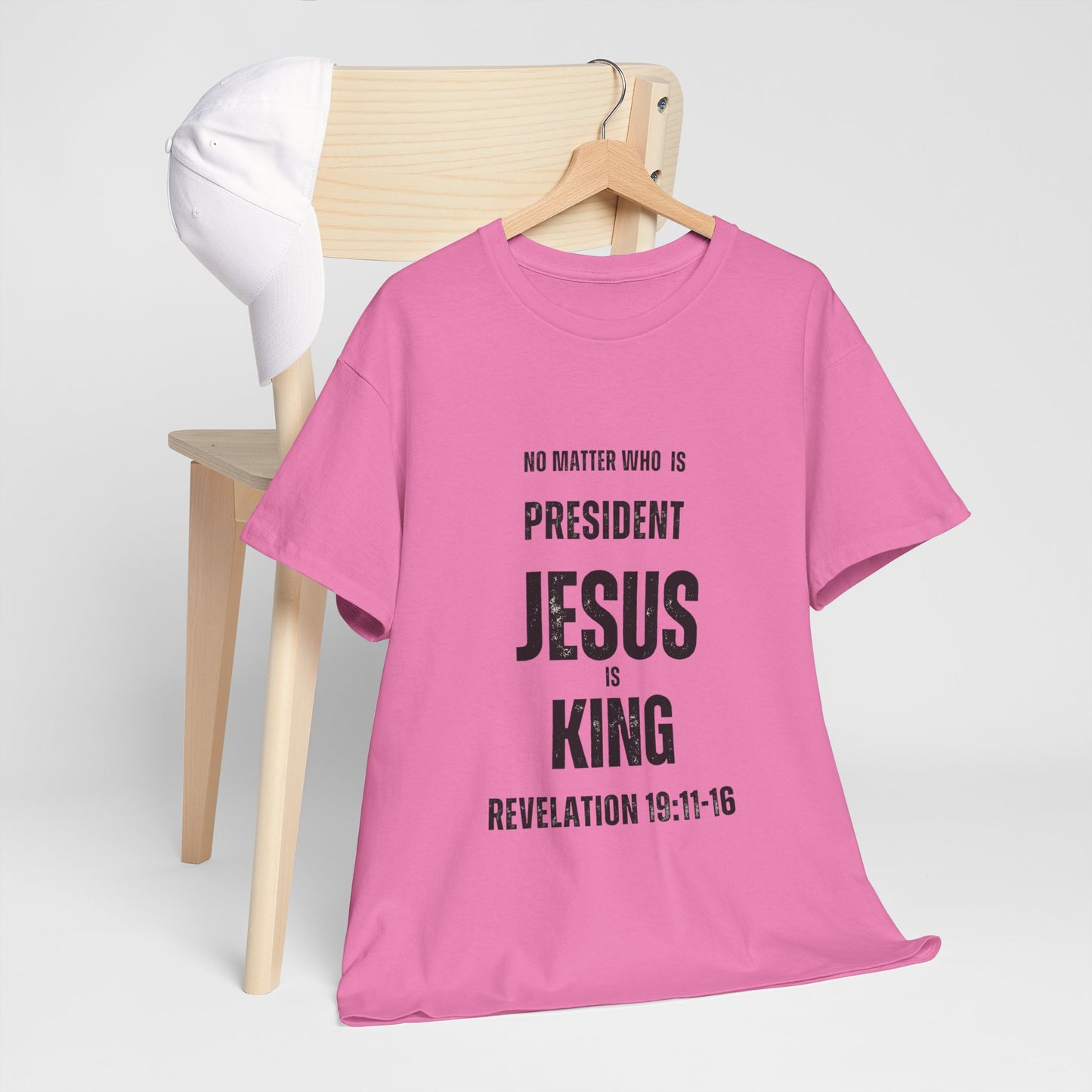 "Jesus is King" T-Shirt (Black)