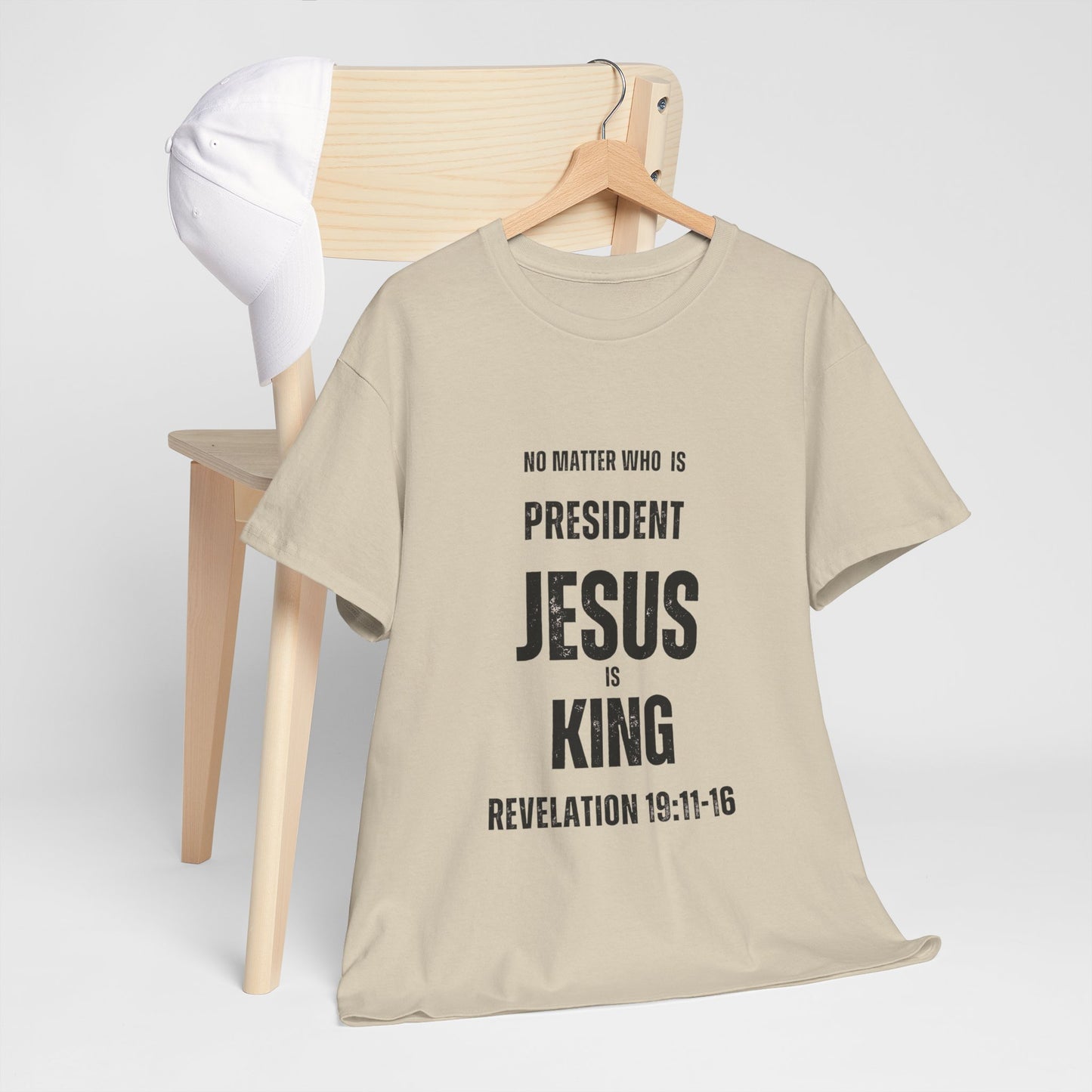 "Jesus is King" T-Shirt (Black)