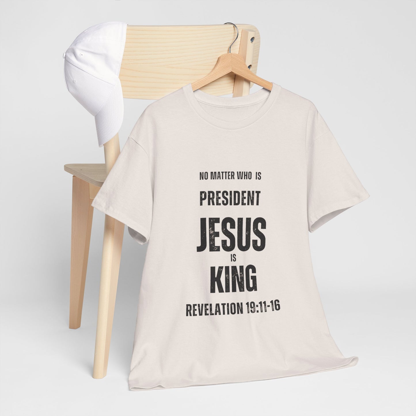 "Jesus is King" T-Shirt (Black)